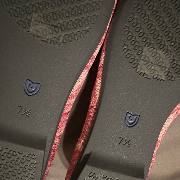 Rothy's The Point II Women's Flats in Hibiscus Chantilly 7.5 NIB - Picture 9 of 16
